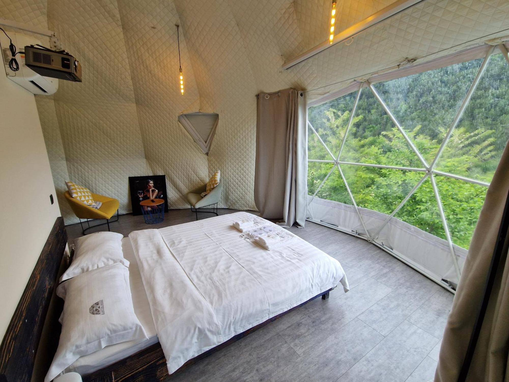 Glamping Georgia Krikhi 호텔 암브롤라우리 외부 사진