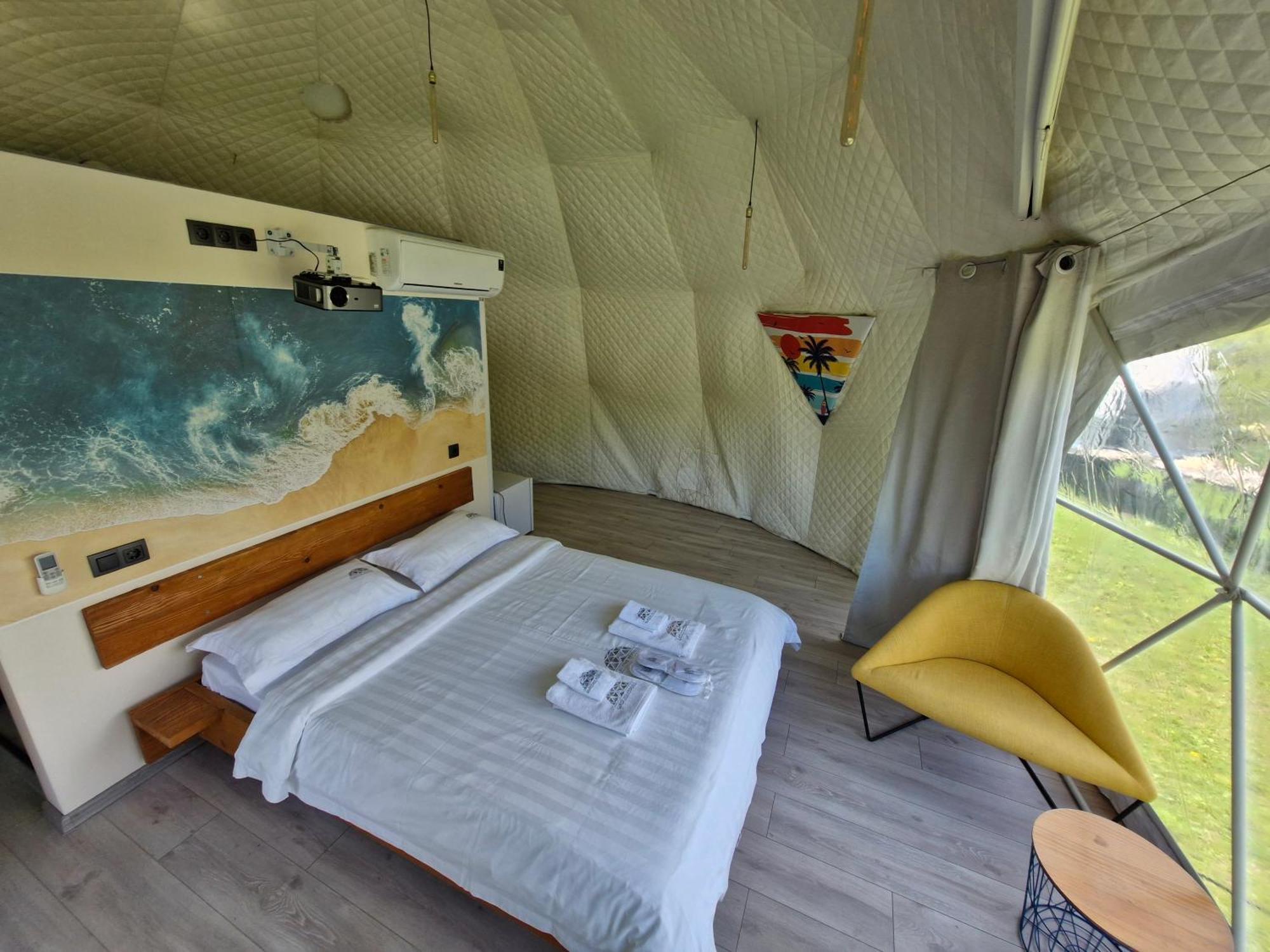 Glamping Georgia Krikhi 호텔 암브롤라우리 객실 사진