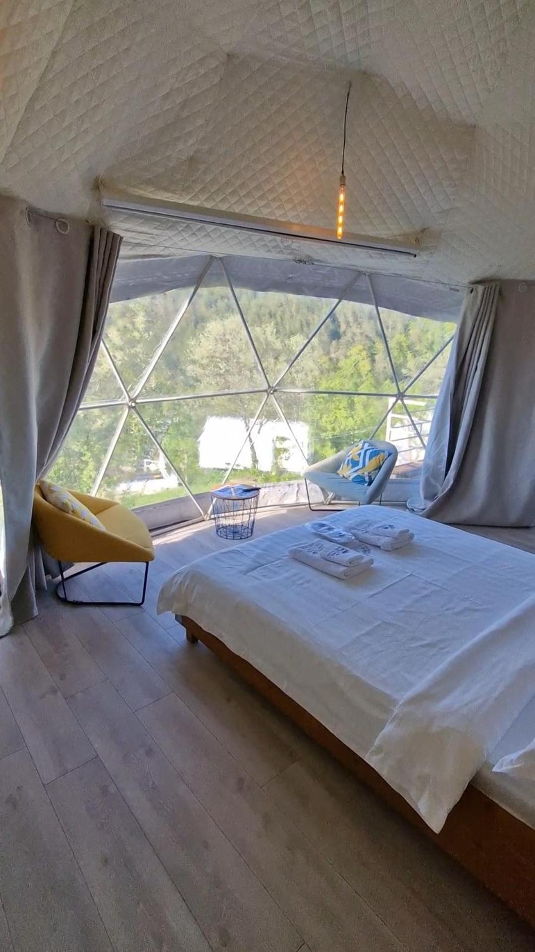 Glamping Georgia Krikhi 호텔 암브롤라우리 외부 사진