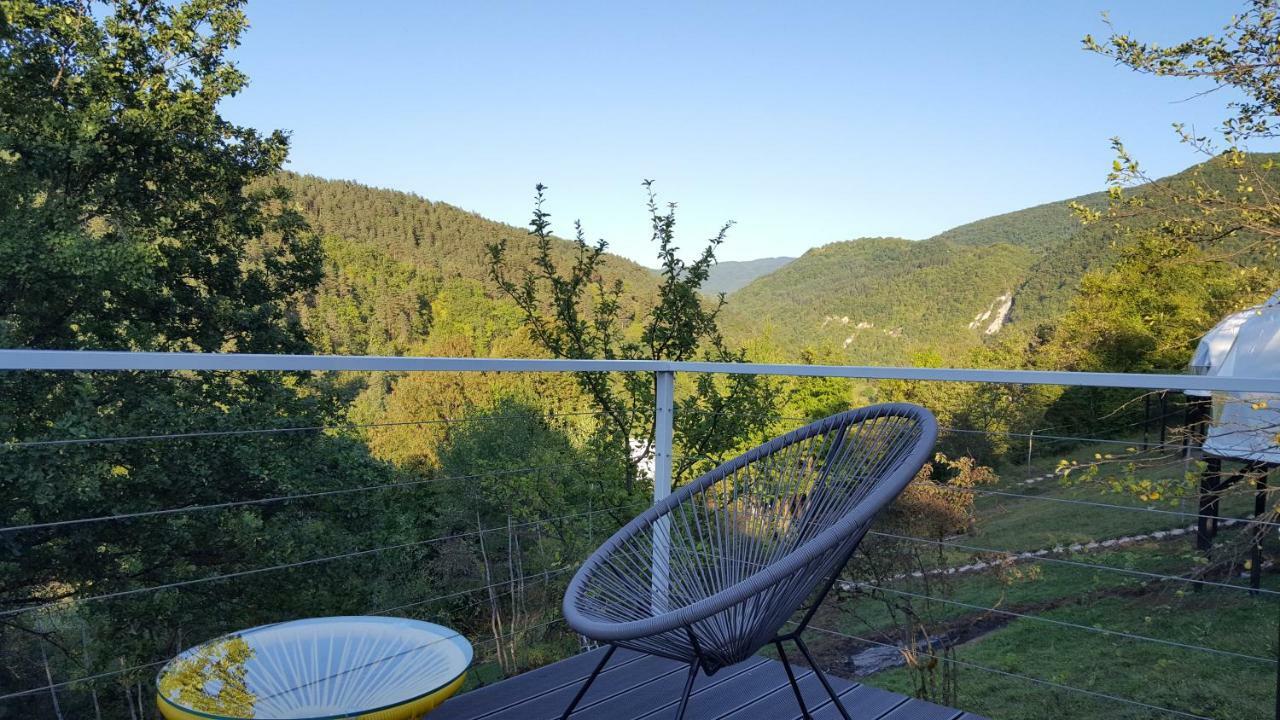 Glamping Georgia Krikhi 호텔 암브롤라우리 외부 사진